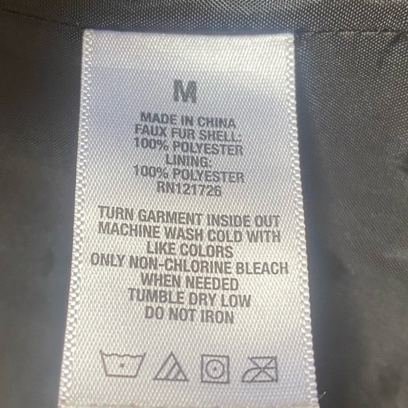 Aeropostale Faux Fur Jacket Black Women’s Sz M Pockets Hood - Picture 12 of 12